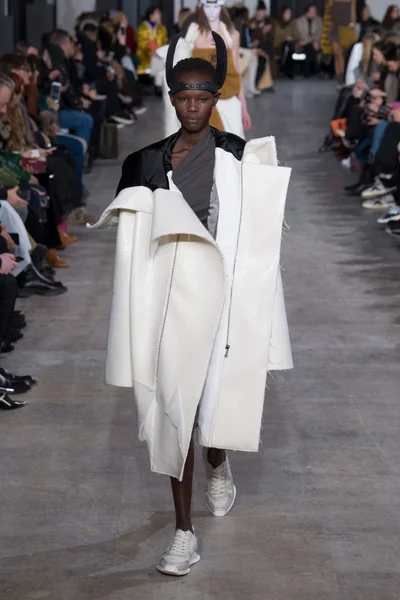 Look 31